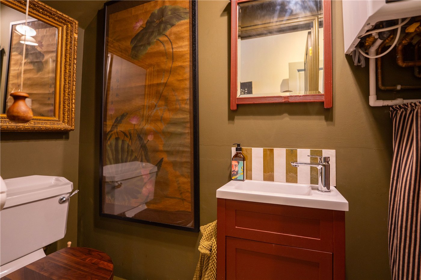 Wc/Cloakroom